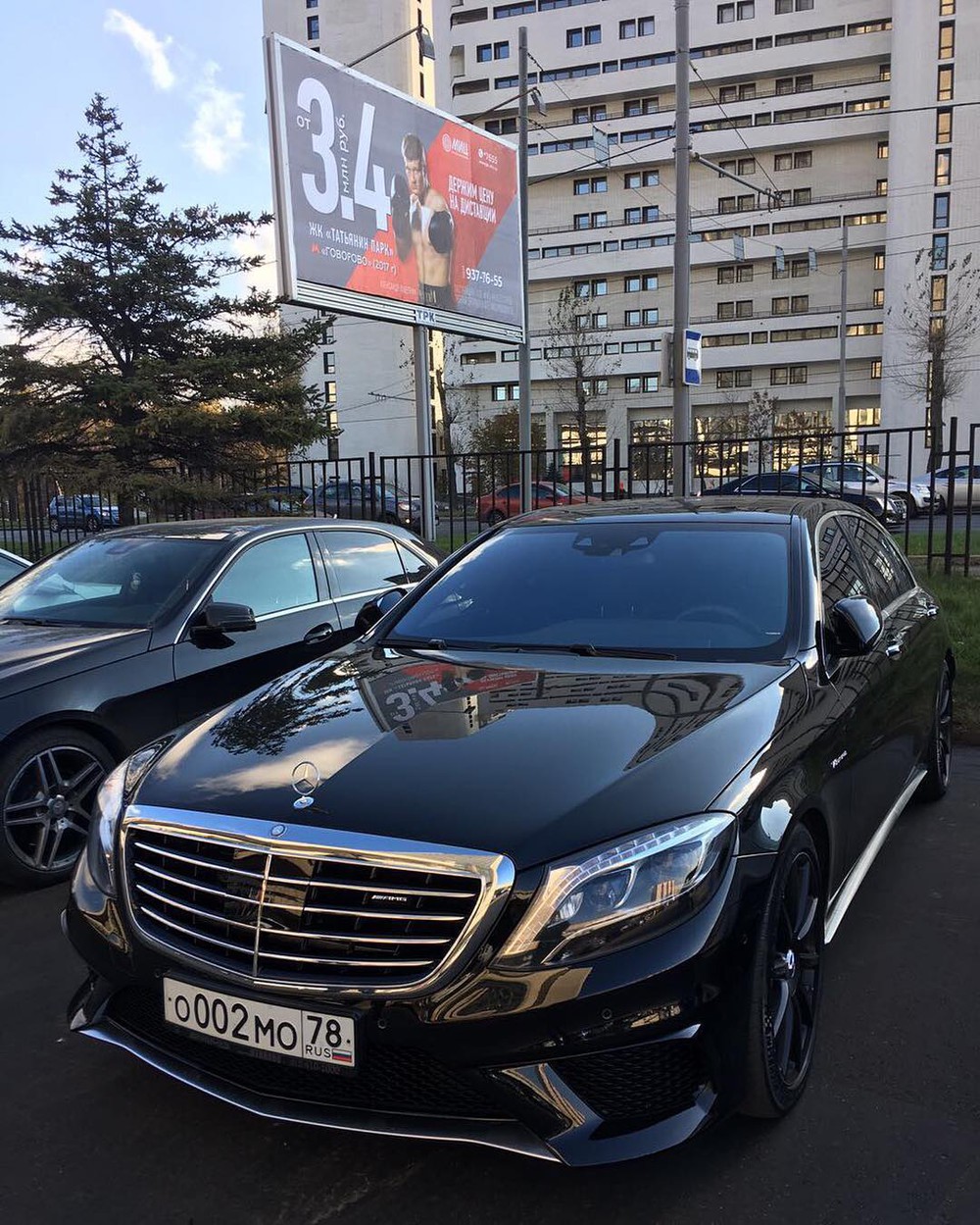 V s mo. Mercedes s class w222. Mercedes s class w222 AMG. W222 на армянских номерах.